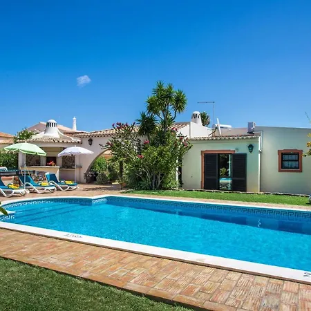 Villa Barbara By Galantevasques *